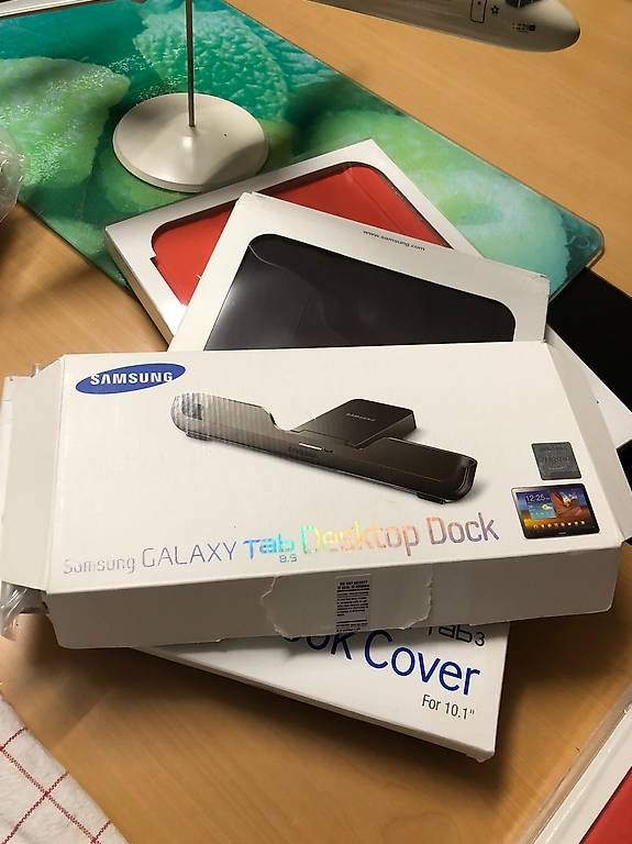 Docking station: Desktop Dock  für Samsung Gala Tab 8.9 – Usato da Zürich venduto da Railstew 1