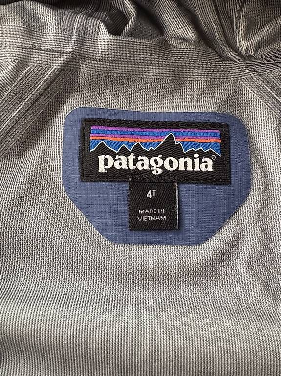 Jacken & Mäntel: Patagonia Hardshell Gr 4 Jahre – Gebraucht aus Arlesheim von enn_gw5s 1