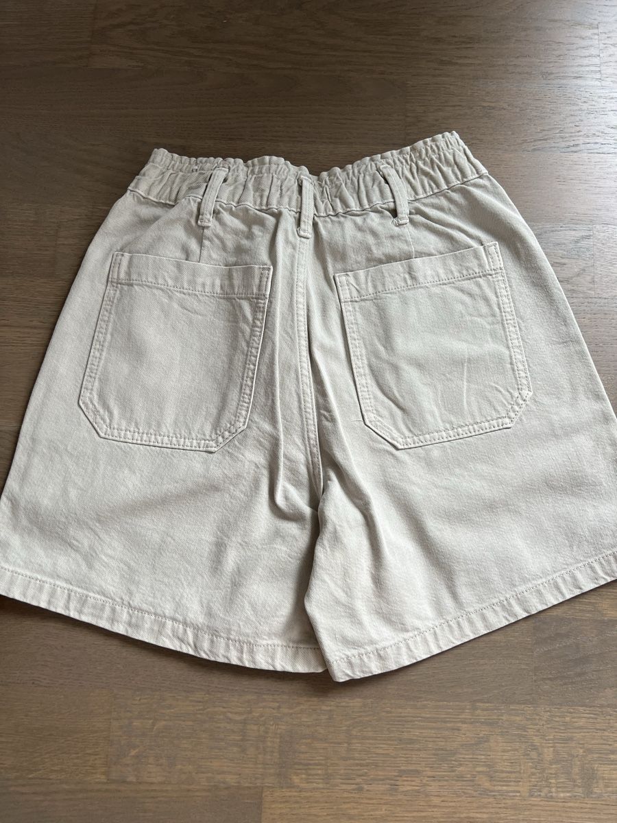 Pull&Bear Pantaloni: Pull&Bear Shorts – Usato da Kriens venduto da Krienserin_T 2