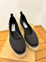 Scarpe con zeppa tipo espadrillas