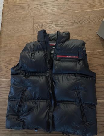Prada Weste