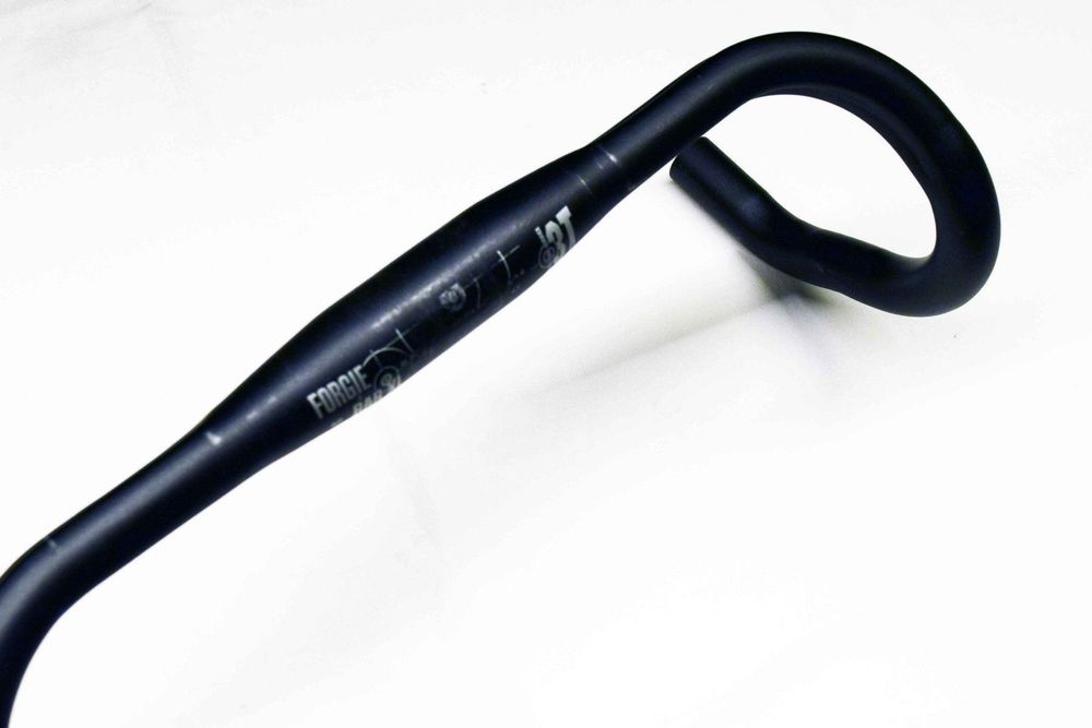 3T Pièces détachées: 3ttt 3T FORGIE BAR XL Rennvelo Lenker 42cm / 31.8mm – D'occasion à Luzern par bikeandbeltcom 2