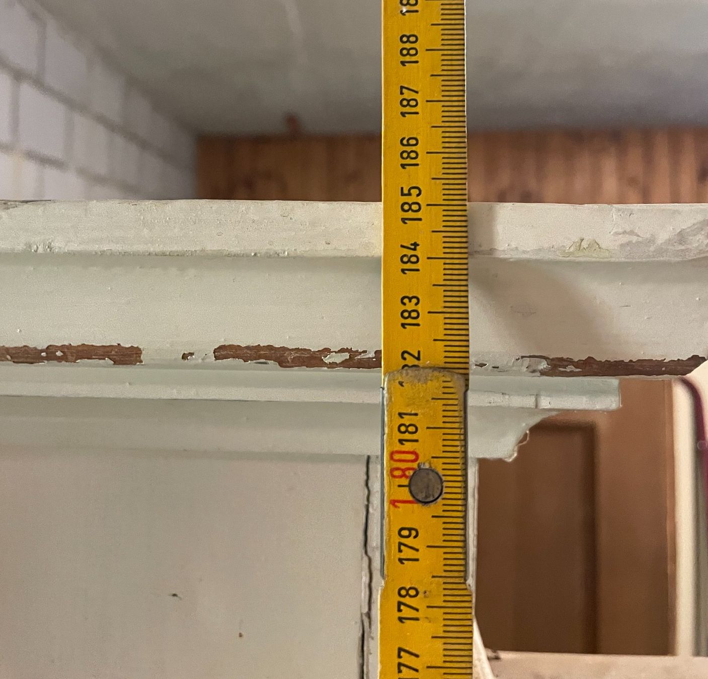 Armadi: Antiker Schrank aus Holz – Usato da Wettingen venduto da Bazzoo 3
