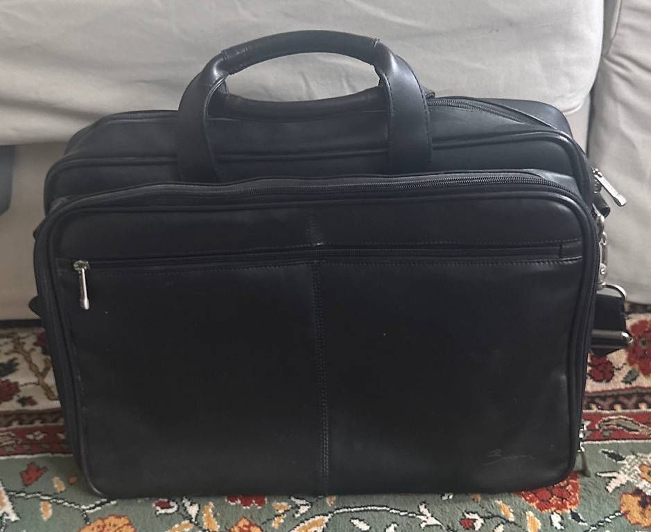Borse: Laptop Tasche  – Usato da Bern venduto da Mahdisuper