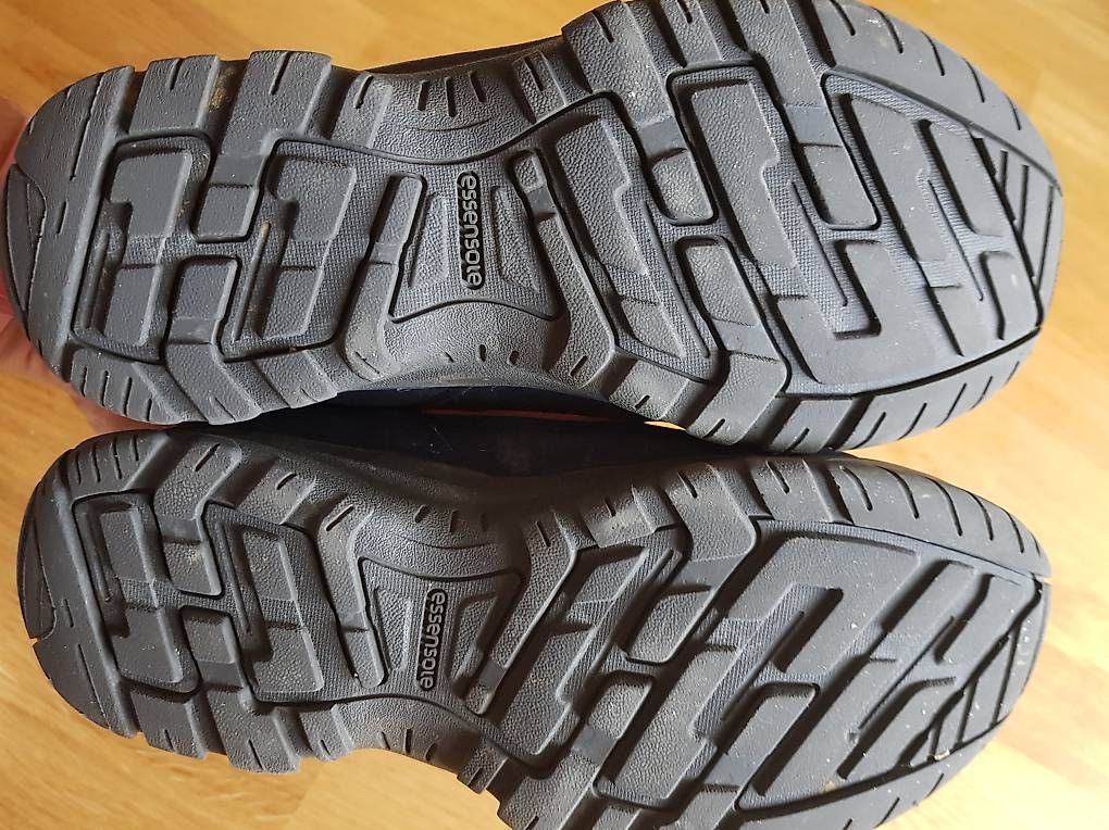 Schuhe für Mädchen: Chaussures randonnée Quechua Taille 34 – Gebraucht aus Lausanne von Damien_Lausanne 2