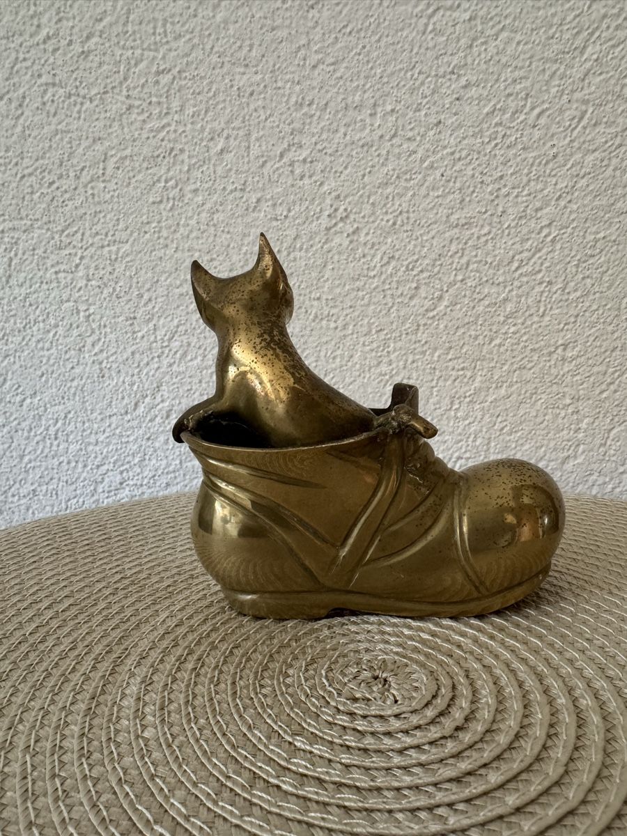 Statuette: Vintage Messing Katze in einem Schuh – Usato da Balsthal venduto da Narulya 3