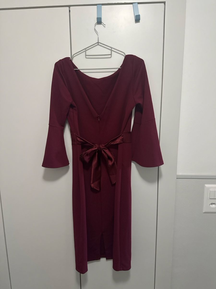 Kleider: Festkleid bordeaux – Gebraucht aus Romanshorn von si-01 2