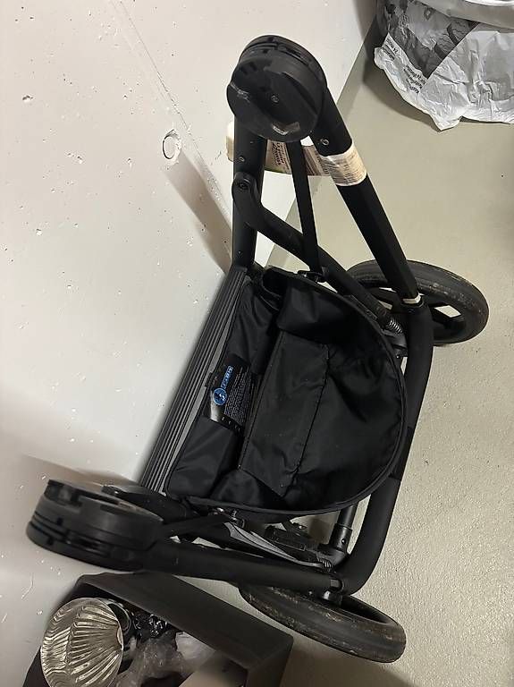 Poussette: Cybex Balios gestell – D'occasion à St. Gallen par fru_kjr2