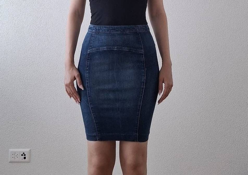 Guess Gonne: Guess Jeansrock, Grösse 25 – Usato da Root D4 venduto da DMA02
