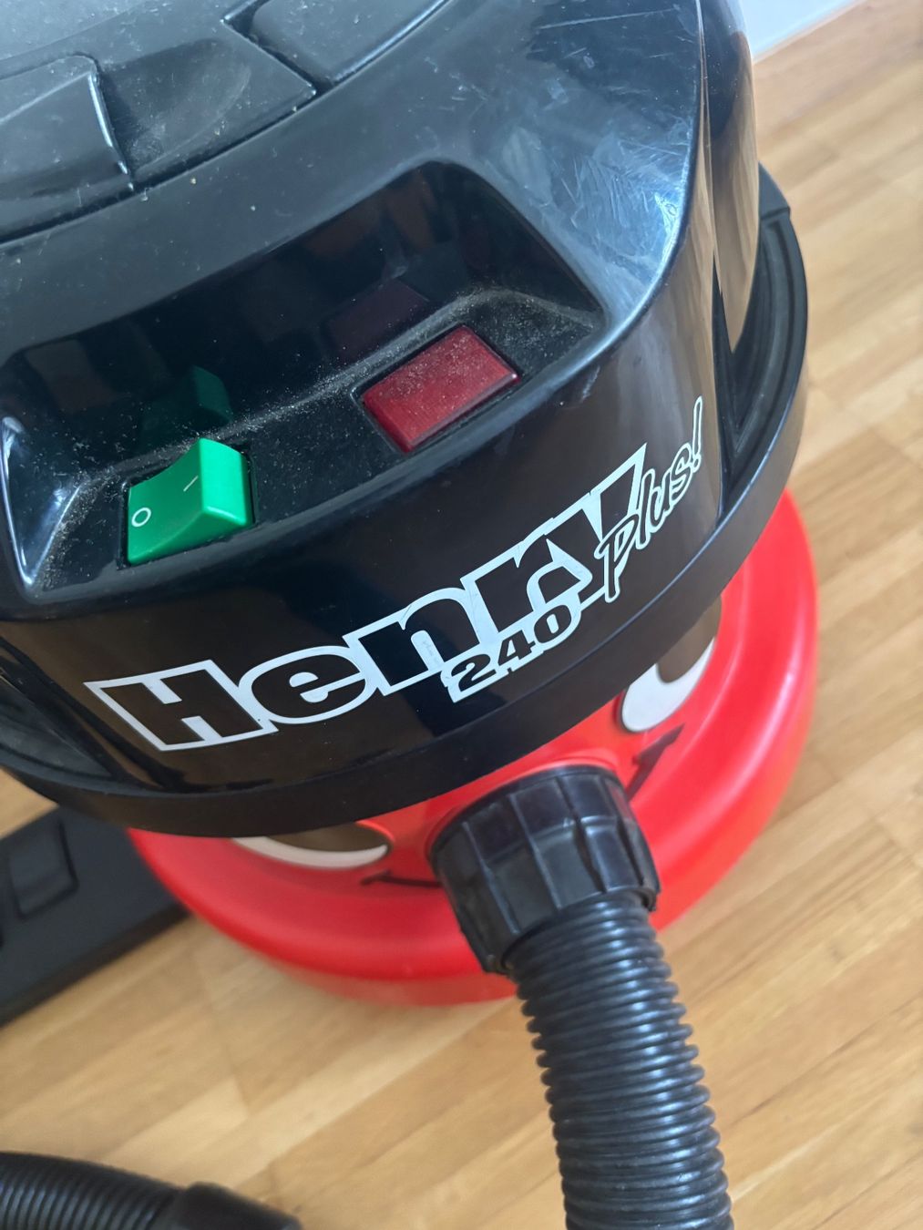 Henry Aspirapolveri & Accessori: Henry 240 Plus – Usato da Adliswil venduto da buchstabensuppe 2