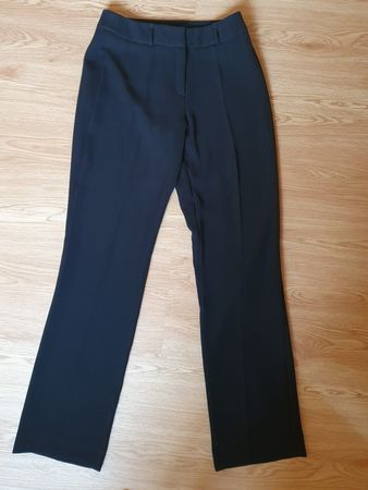 Pantalon noir taille 36 très bon état