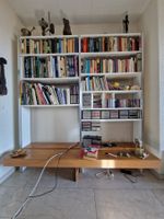 Bücherregal Holz mit weissen Einlegeböden gebraucht