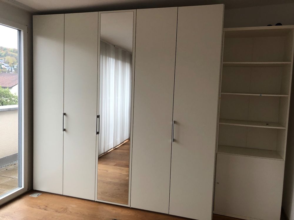 5 Türiger QualitätsKleiderschrank von HÜLSTA Kaufen auf Ricardo