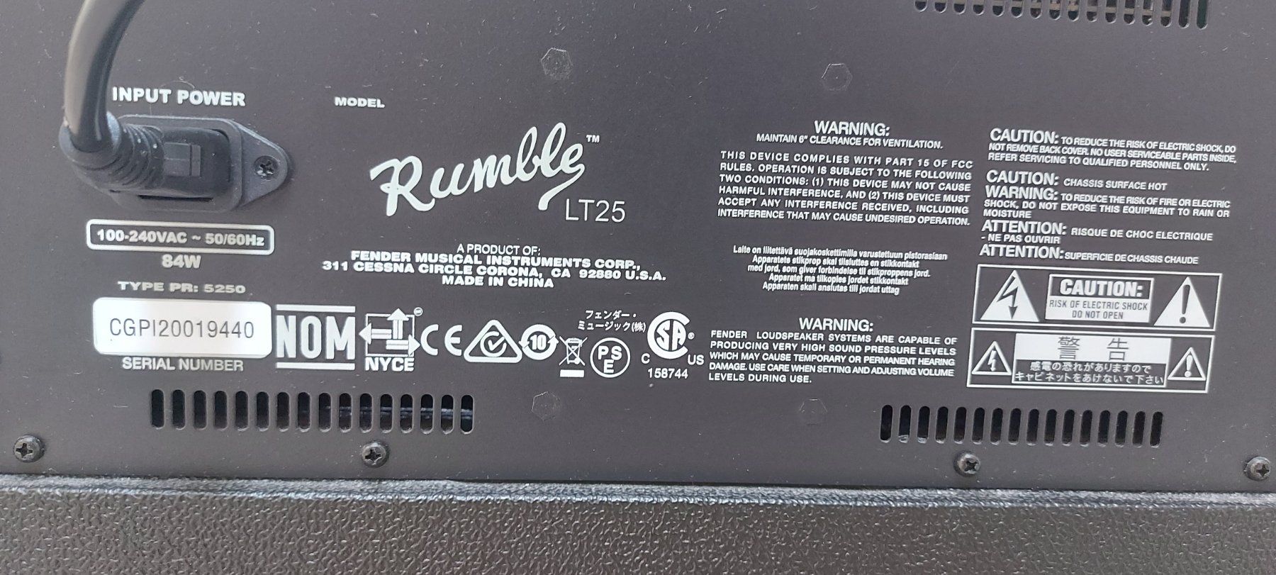 Fender Amplificatori: Fender Rumble LT 25  E-Bass Combo amp.neuwertig – Nuovo (secondo la descrizione) da Glattbrugg venduto da Swissmusik 3