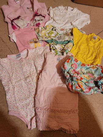 Mädchensachen Grösse 68 🌻🌸 günstig abzuge