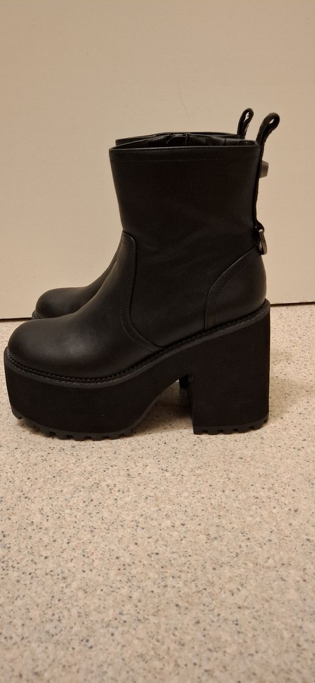 Buffalo Scarpe da donna: Buffalo Killah "Zip Boot Mid" – Nuovo (secondo la descrizione) da Basel venduto da des_7shx 3