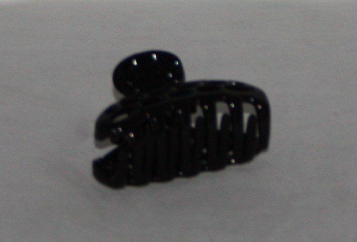 Accessori per capelli: 2 Haarklammer schwarz (8) – Usato da Flüelen venduto da Diversicum-Shop 2