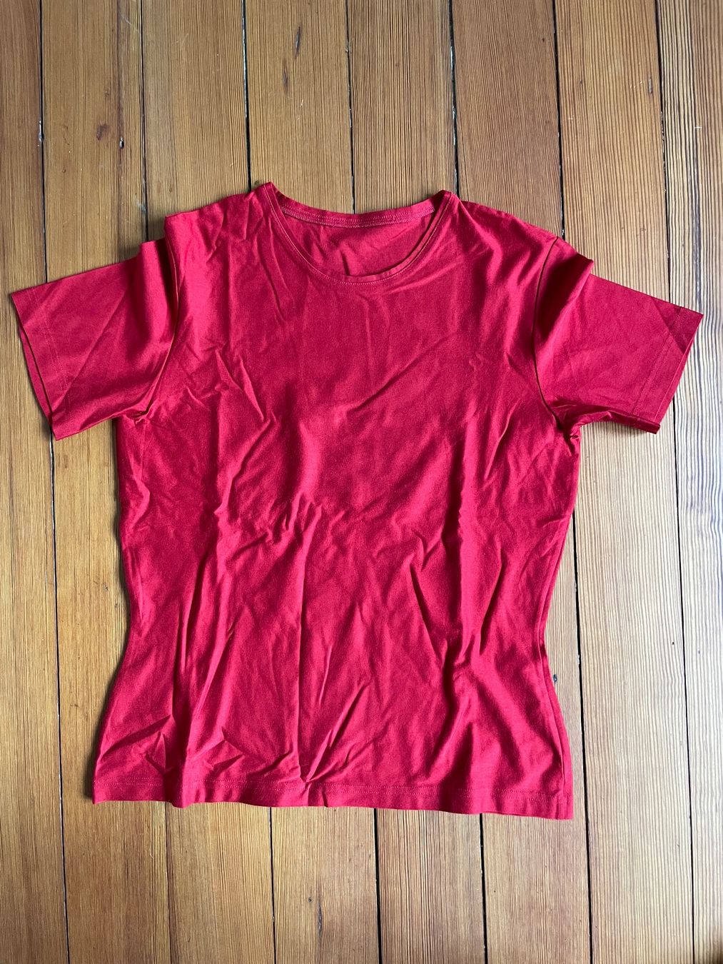 T-shirt: Lycra tshirt fait en suisse – Usato da Zürich venduto da lulu_c 1
