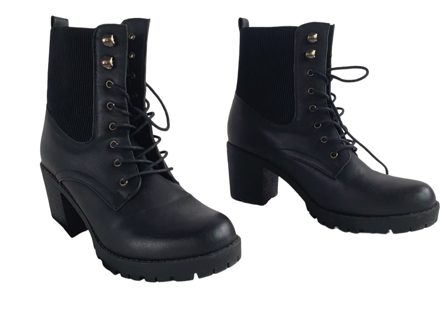 Scarpe da donna: Stiefeletten Schwarz – Usato da Wangen b. Olten venduto da Restwert_Wangen 1