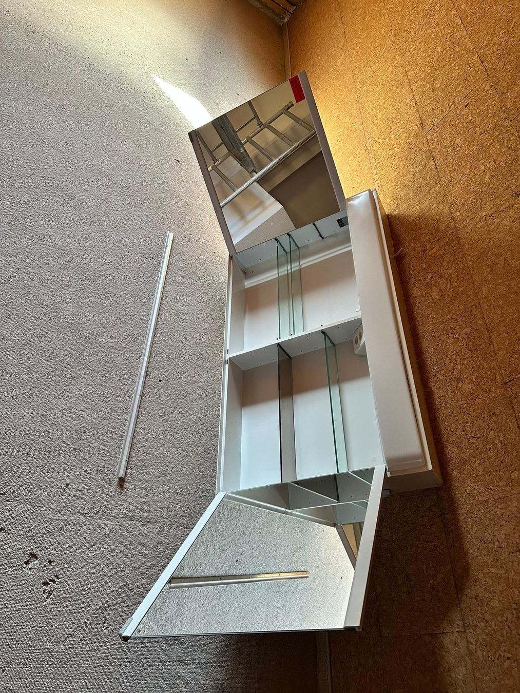 Schneider Armadietti a specchio: Spiegelschrank Schneider – Usato da Spreitenbach venduto da Space_X 3