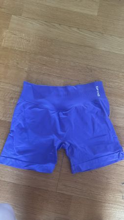 Dfyne Impact Shorts 4.5” in ultra violet, size M