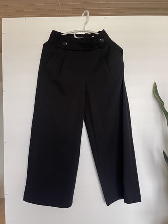 schwarze Hose
