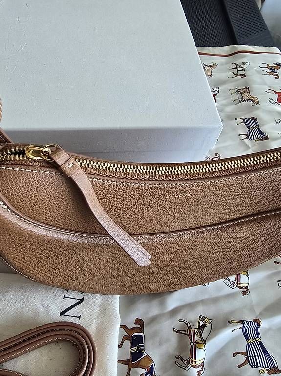 Borse da donna: Polene Numéro Dix camel – Usato da Unterentfelden venduto da jul_l856 2