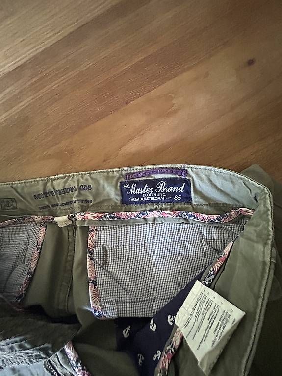 Pantaloni: Männer Shorts Gr. W32 – Usato da Zürich venduto da elg_rqw7 3