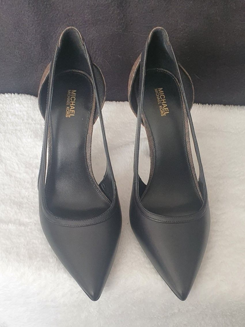 Michael Kors Scarpe da donna: Michael Kors High Heels „Nora Pump“ Gr. 40 – NEU & OVP – Nuovo e nell'imballaggio originale da Abtwil AG venduto da MaVo.0710