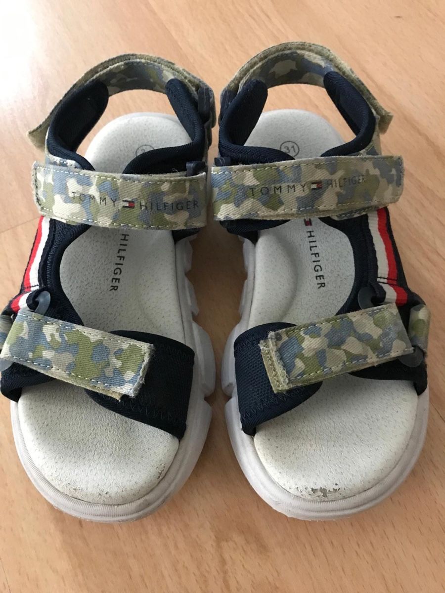 Tommy Hilfiger Schuhe für Jungen: Tommy Hilfiger Kinder Sandale Gr.31 – Gebraucht aus Oberwil BL von Gutundsuperklein16 5
