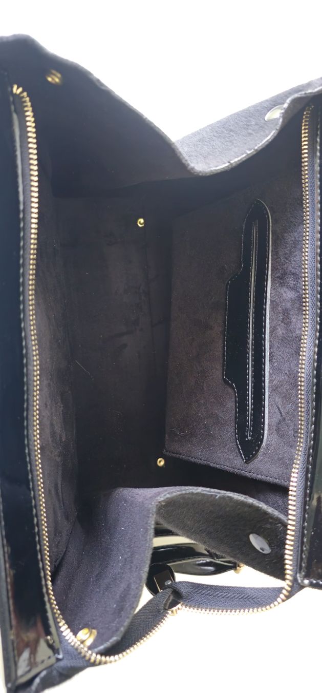 Celine Sacs femmes: Celine Lack/Kunstfell Handtasche schwarz – Neuf avec emballage d'origine à Luzern par TausendD 7