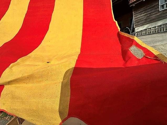 Sonstiges für Firmenanlässe & Parties: Vintage Marktstand – Gebraucht aus Elgg von Laluciole02 2