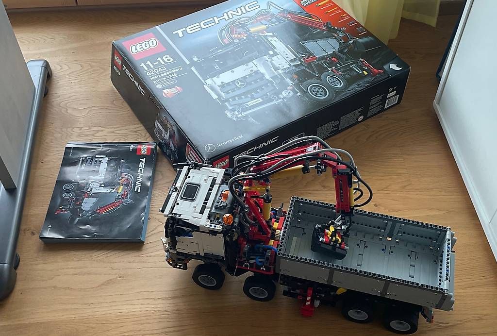 Lego Baukästen: Lego Technic Mercedes Benz Arcos 3245 – Gebraucht aus Aeschi b. Spiez von Oberland_beo 1