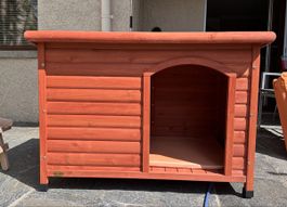 Hundehütte aus Holz