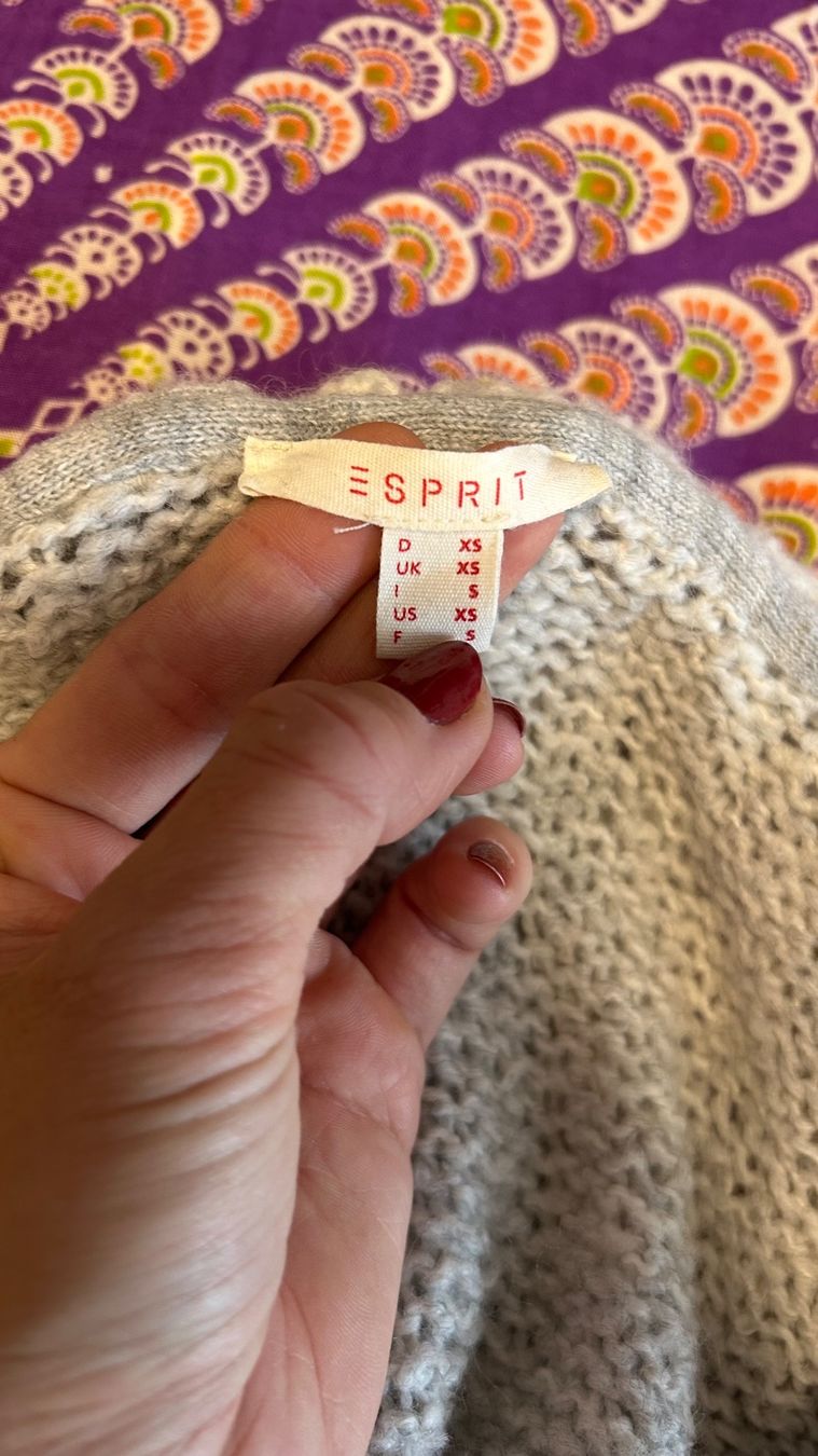 H&M Jacken: kaputzen Stickjacke – Gebraucht aus Thun von SelinaW1995 6