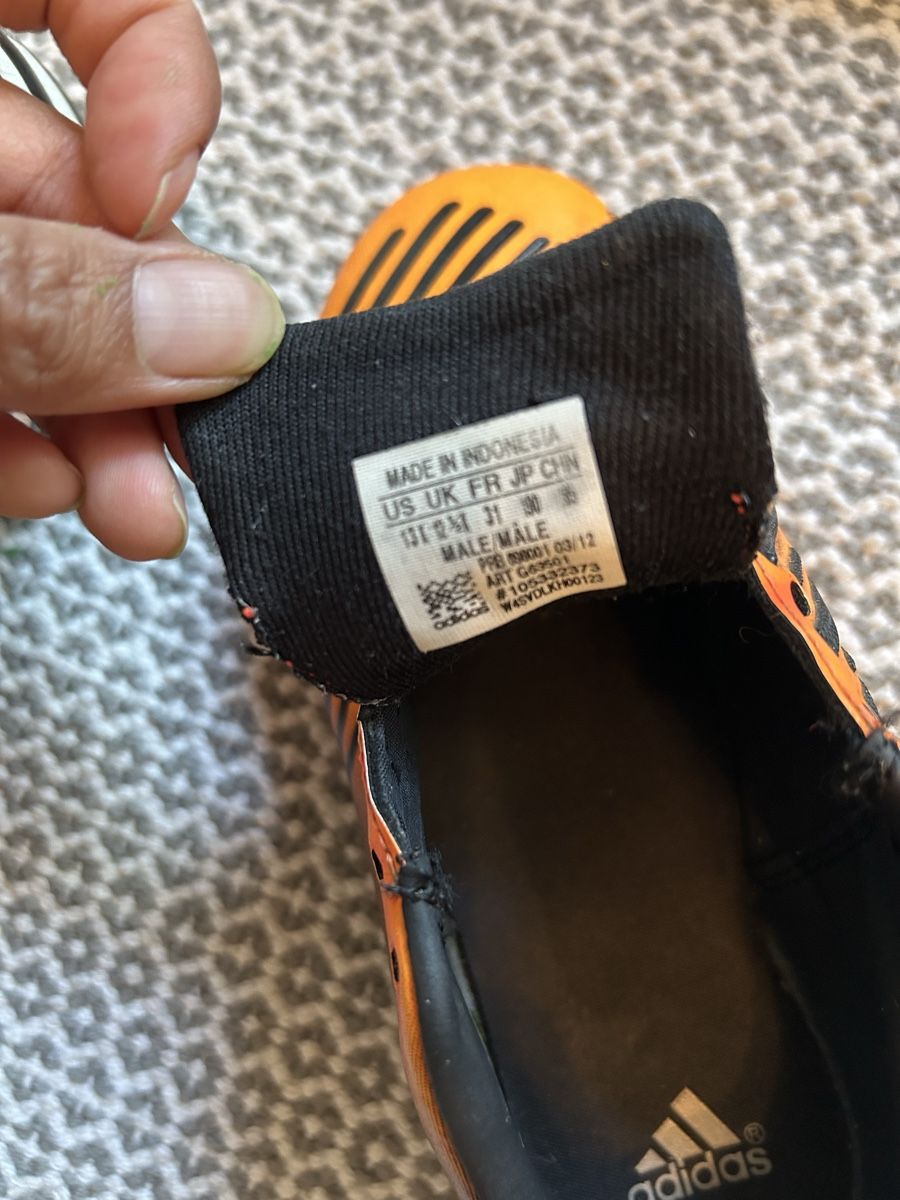 Adidas Scarpe per ragazzi: Adiddas Fussball Schuhe grosse 31 – Usato da Romanshorn venduto da Matet07 5