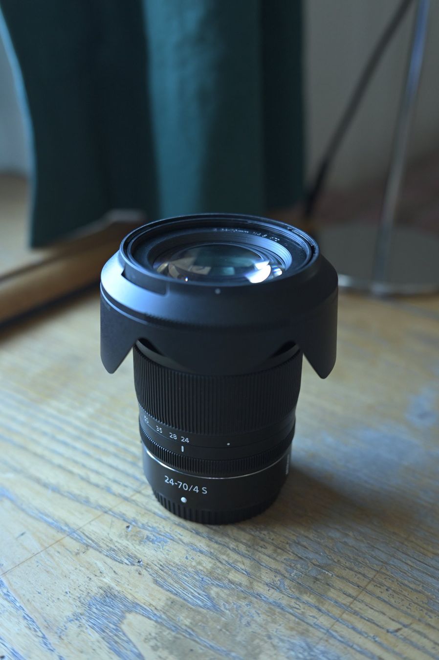 Nikon Objektive: Objektiv - Nikkor Z 24-70 / 4 S – Gebraucht aus Winterthur von Gianicello