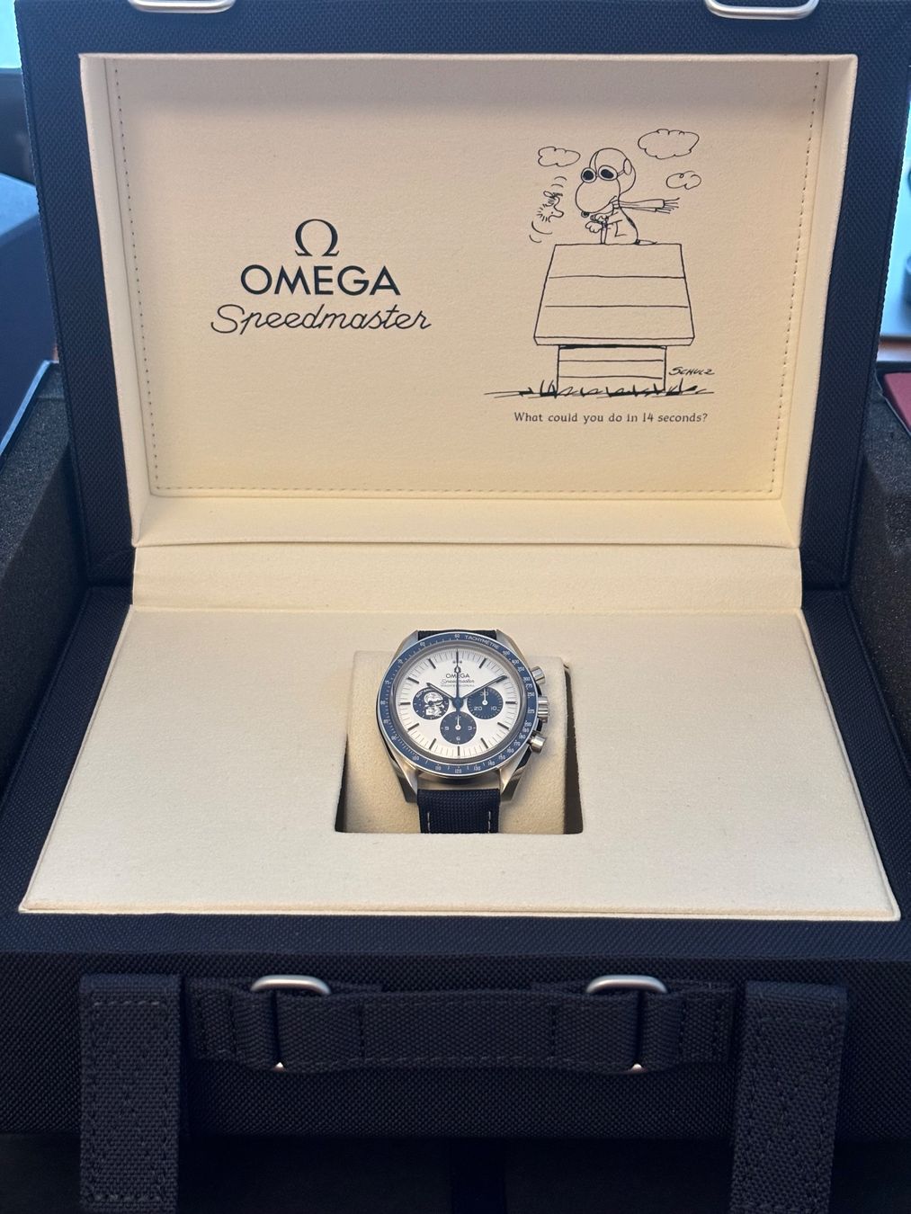 Omega Orologi: Omega Speedmaster "Silver Snoopy Award" - FULL SET – Nuovo e nell'imballaggio originale da Bern venduto da jetix23