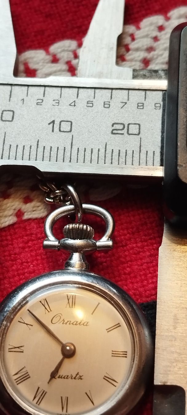 Orologi: pendentif montre ornata – Usato da La Chaux-de-Fonds venduto da jac_9llg 4