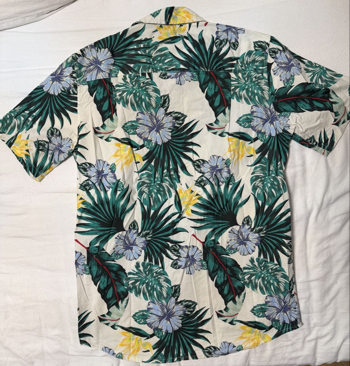 Lots de vêtements: 2x Hurley Shirts Gr. S – D'occasion à Luzern par Joonster123 2