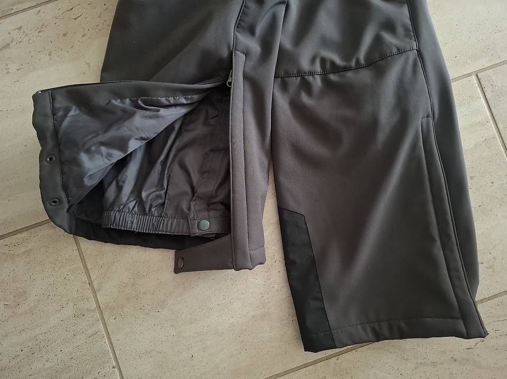 Hosen: Pantaloni termici da escursionismo invernale – Gebraucht aus Caslano von Gian-Mario 1