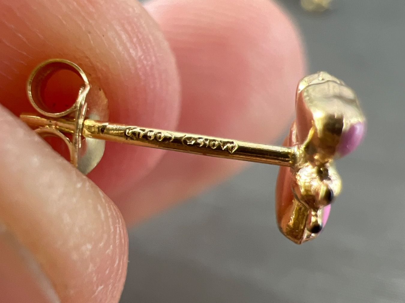 Orecchini pendenti & Orecchini a lobo: Ohrstecker 750 Gold – Usato da Niederuzwil venduto da leo_8857 1