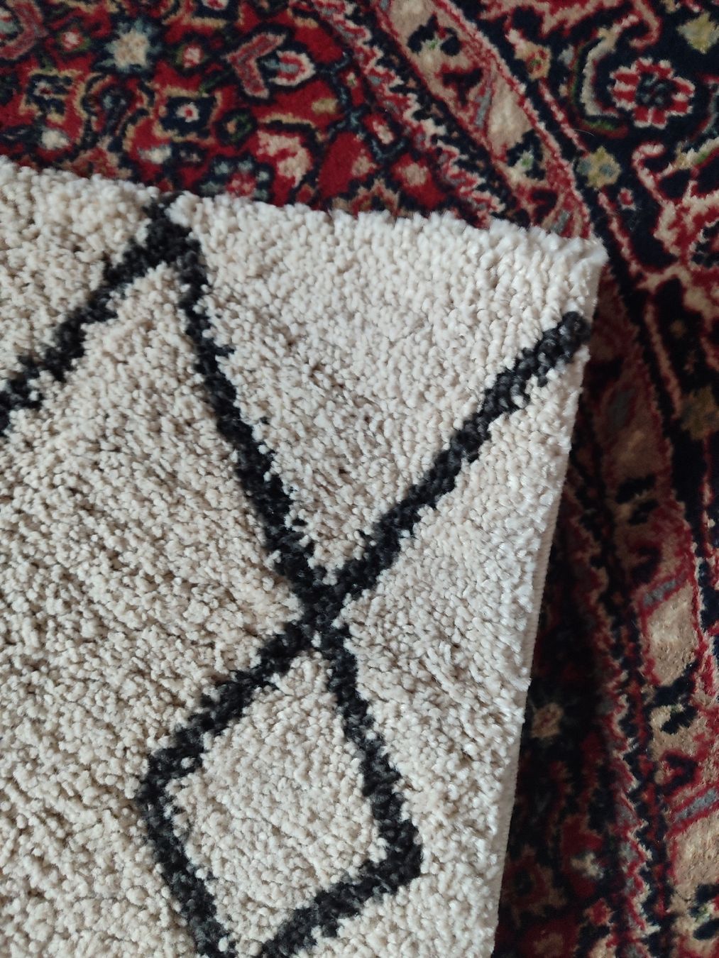 Teppiche: Hochfloor Teppich Berber Stil – Gebraucht aus Kleinwangen von Cane18corso 1