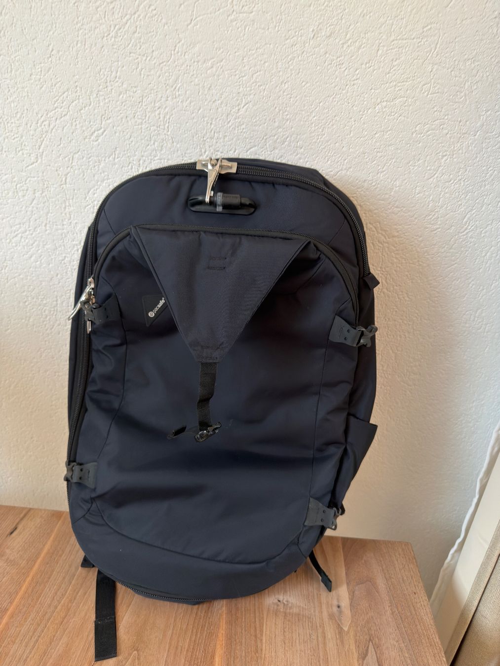 Pacsafe Zaini: PACSAFE Freizeitrucksack Venturesafe EXP45 – Usato da Fahrni b. Thun venduto da chrigu6574 5