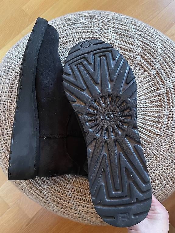 Scarpe da donna: UGG Winterstiefel – Usato da Speicher venduto da nsw_vcg9 1