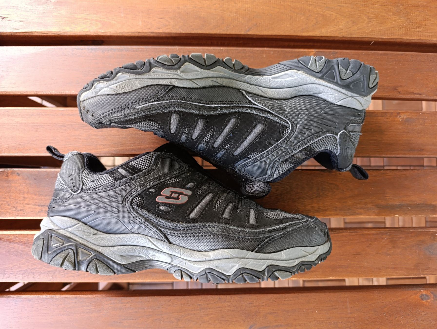 Skechers Herrenschuhe: Sketchers Sneakers, Gr. 40 – Gebraucht aus Zürich von VorlonShadow 3