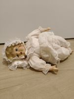 Poupée porcelaine