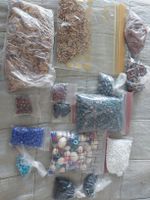 Diverse "Perlen" um Schmuck zu basteln