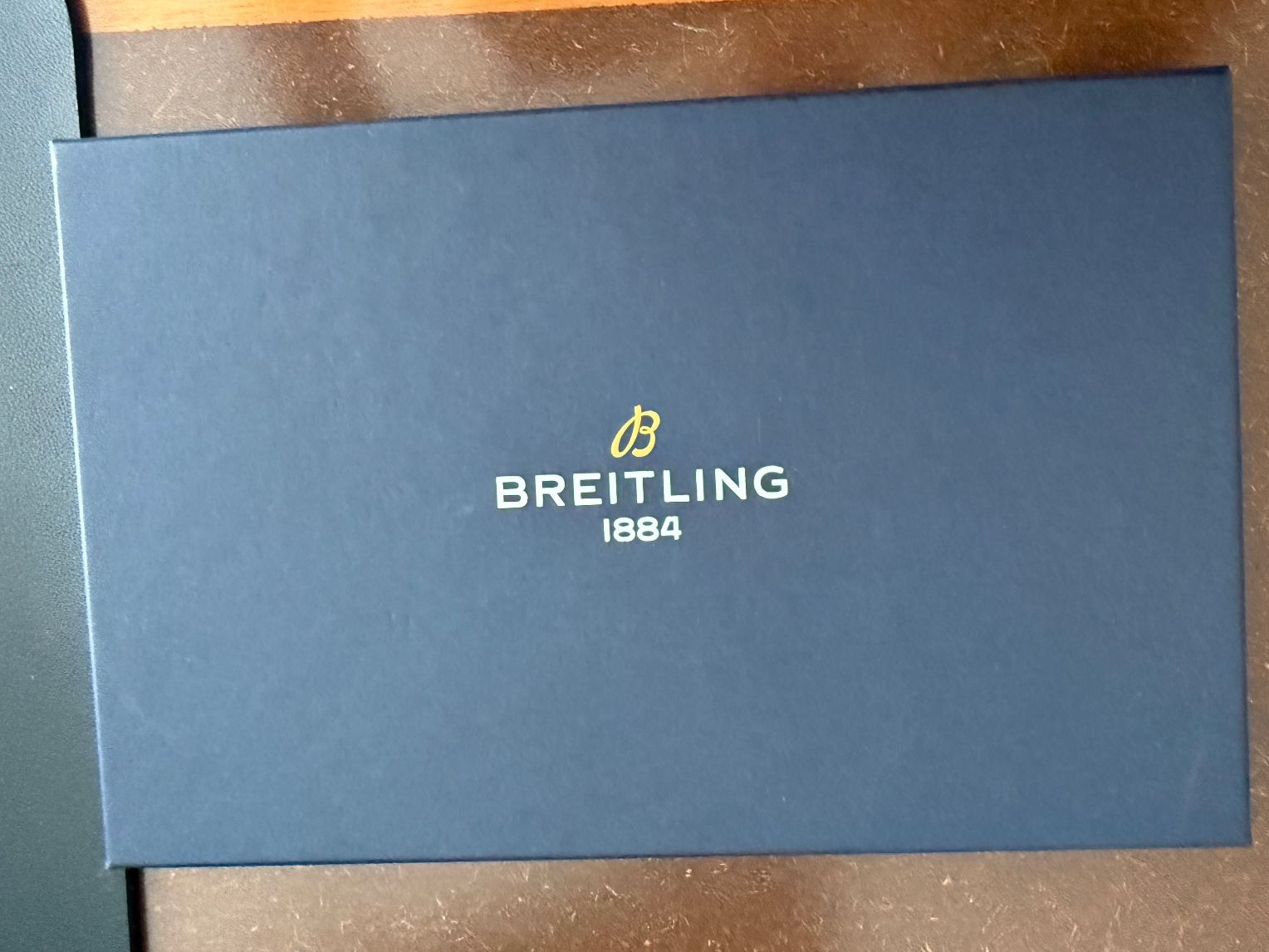 Sonstige Kleidung & Accessoires: Breitling Etui Leder mit Reissverschluss neu – Neu und originalverpackt aus Bettlach von val_95hq 1