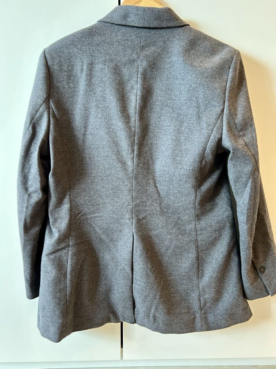 H&M Jacken: Damen Blazer grau neuwertig – Neu (gemäss Beschreibung) aus Jona von caro_schaf 1